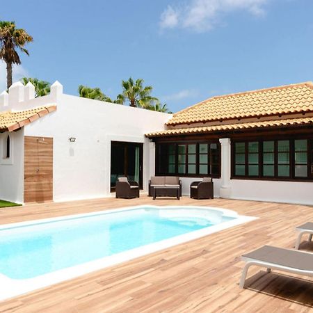 Villa Relax Deluxe Private Pool Corralejo By Holidays Home Экстерьер фото